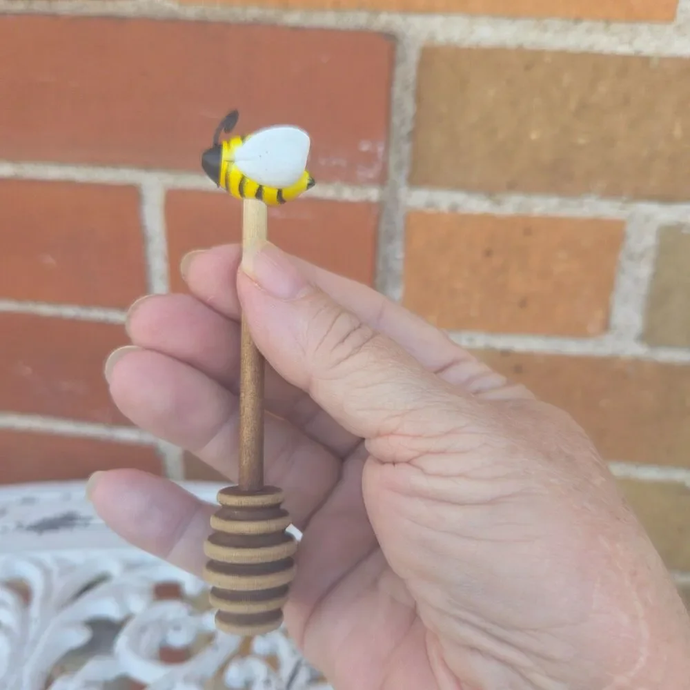 Honey Miel Ceramic Beehive Honey Pot Bee Dipper Lid Cottagecore 3.25